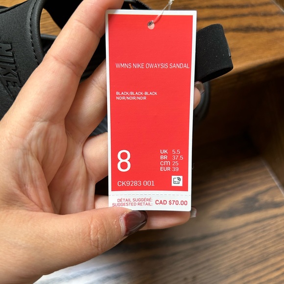 Brand new Nike sandals - Picture 3 of 4